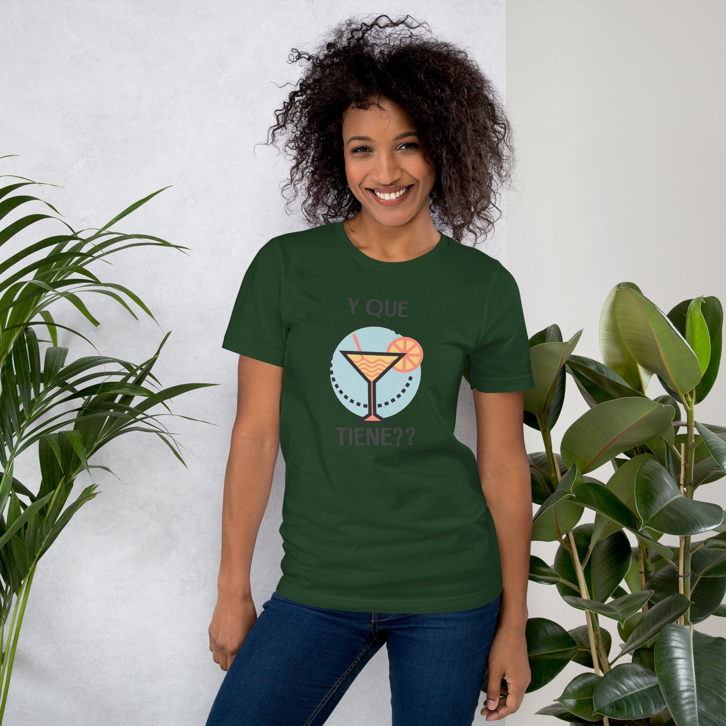 Y que Tiene? Unisex t-shirt